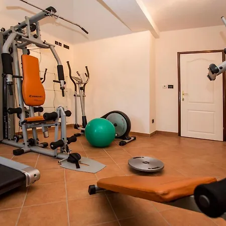 House Alex Apartamento