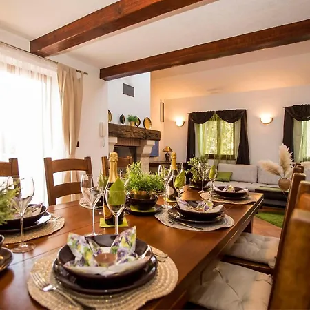 House Alex Apartamento *